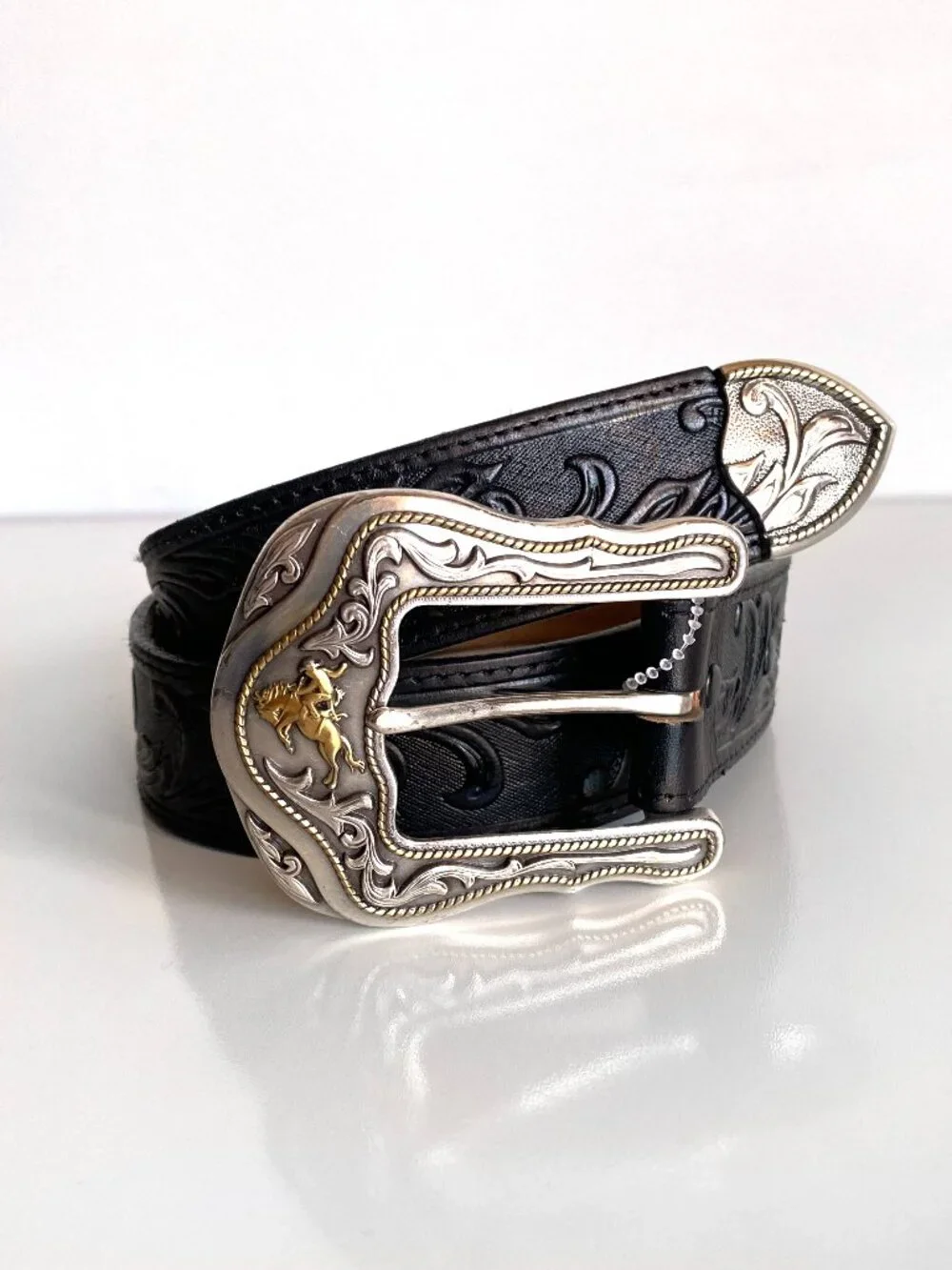 Vintage Tony Lama Tooled & Stamped Leather Bronco Western Belt 32